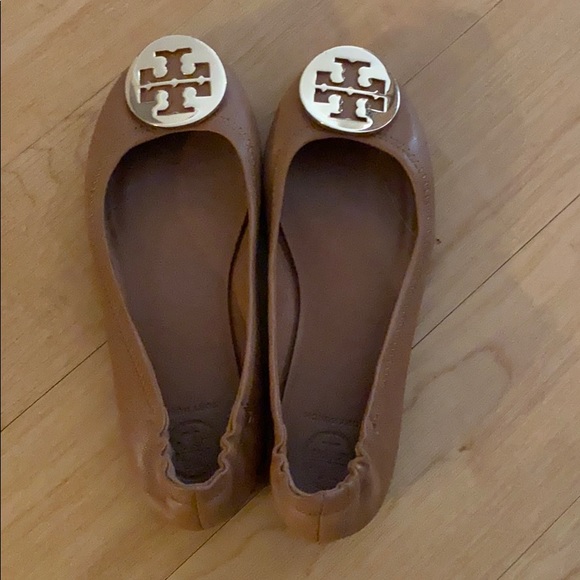 Tory Burch Minnie Flats, size 5.5, Tan - Picture 8 of 8